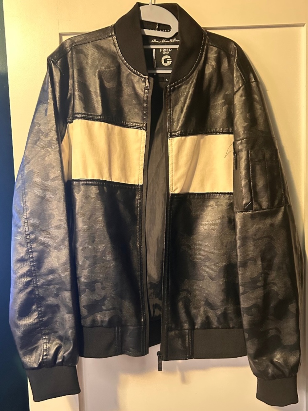 Bomber jacket